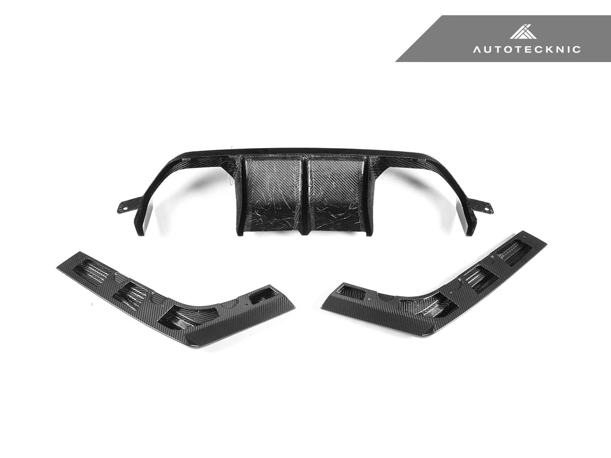 Autotecknic Dry Carbon Versus Rear Diffuser Set - BMW F80 M3 F82 F83 M4