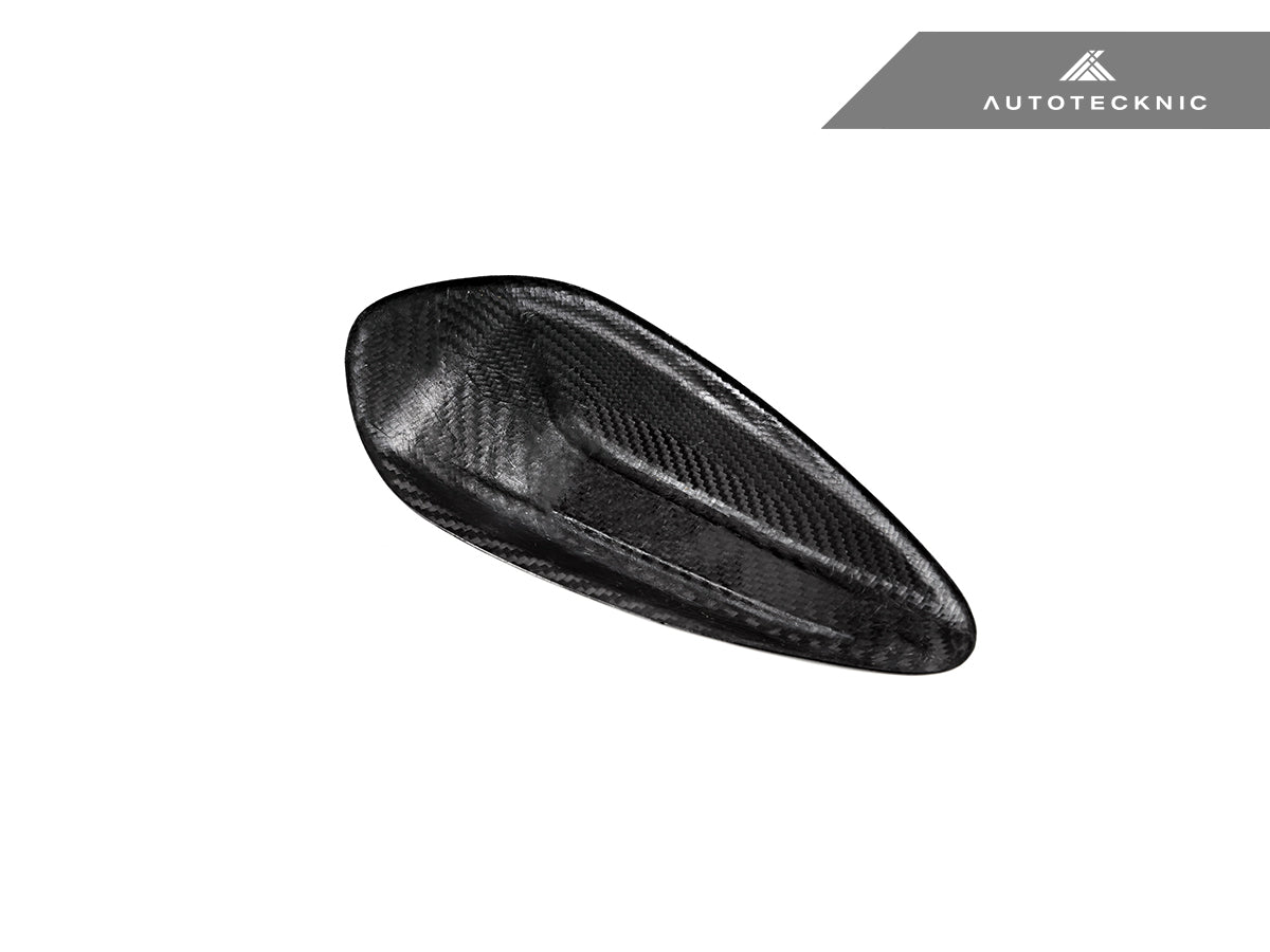 Autotecknic Dry Carbon Roof Antenna Cover - BMW G87 M2