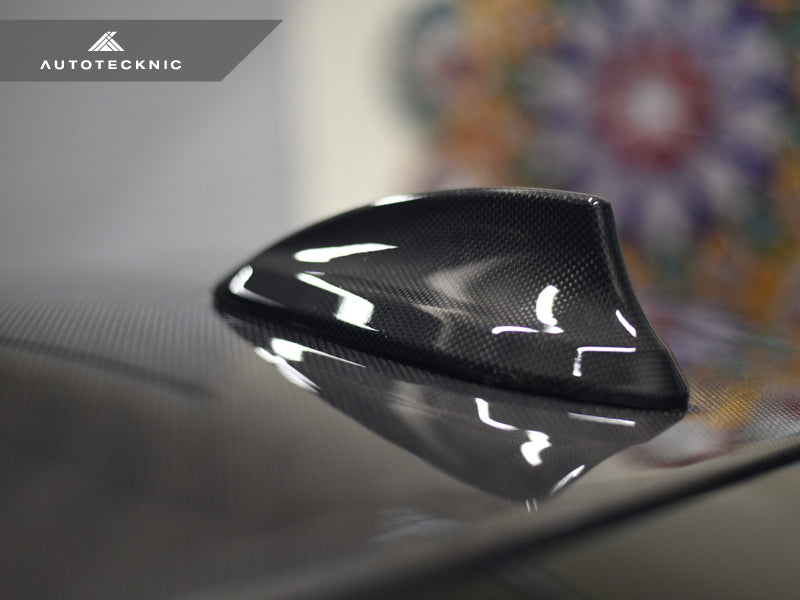 Autotecknic Dry Carbon Roof Antenna Cover - BMW F87 M2