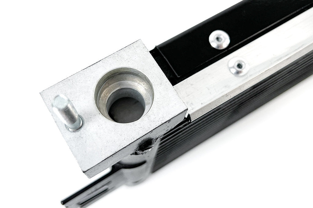 CSF G8X M2 / M3 / M4 (S58) Engine Oil Cooler with Rock Guard | 8266